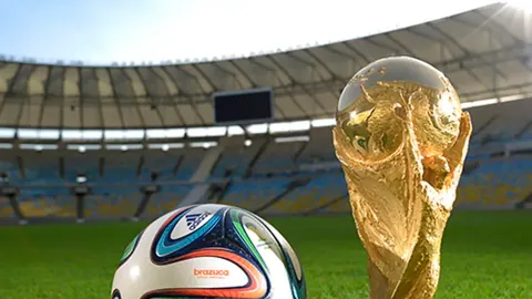 武磊荣获中国金球奖第五次辉煌——人民日报体育报道